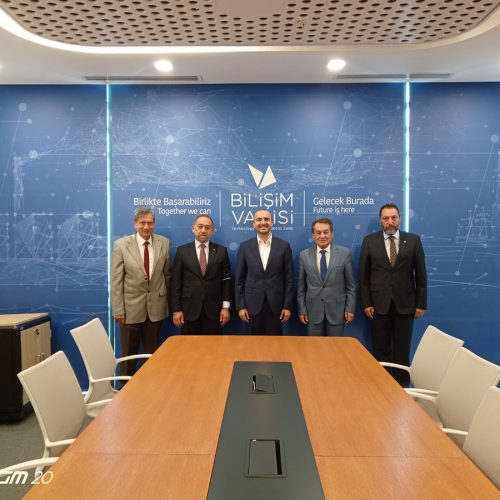 TBD Genel Başkanı Sayın Rahmi AKTEPE ve TBD Heyeti Bilişim Vadisi Genel Müdürü Sayın Ahmet Serdar İBRAHİMCİOĞLU’nu Makamında Ziyaret Etti