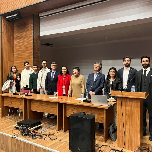 Marmara Üniversitesi Hukuk Fakültesi’nde  Genç Hukukçularla Buluştuk